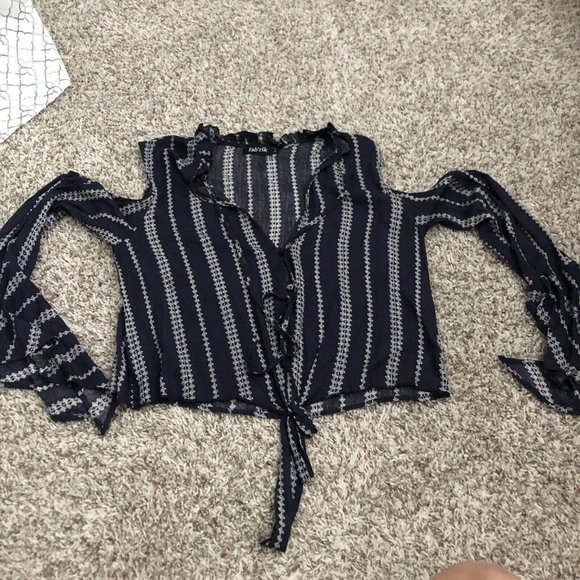 Fab’ Rik long sleeve cold shoulder tie waist blouse top Bell Sleeve Size Large - Picture 10 of 10